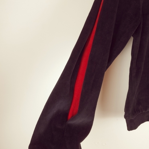 Third Edition Medium Velour Wide neck Inset red Long Sleeve Sweatshirt Vintage - Picture 7 of 9